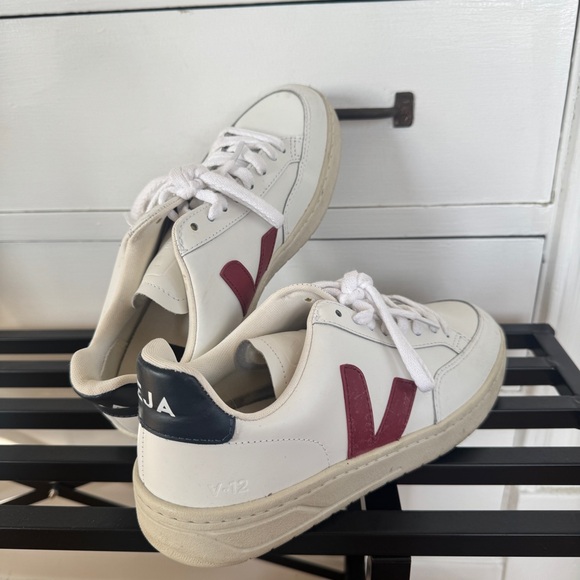 Veja V-12 Mesh Sneakers with Navy and Red - Picture 2 of 6